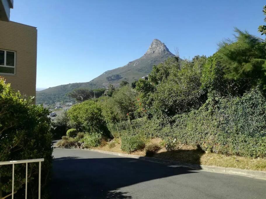Camps Bay With Private Patio Cidade Do Cabo